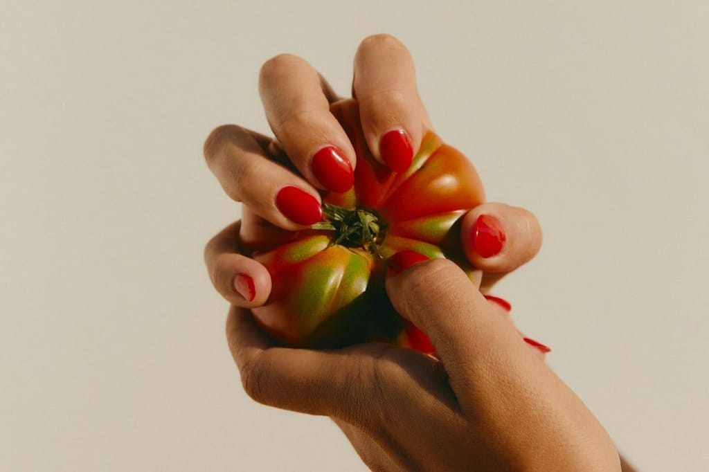 Lycopene For Skin: How This Antioxidant Supports Natural Tanning And Protects Against Sun Damage