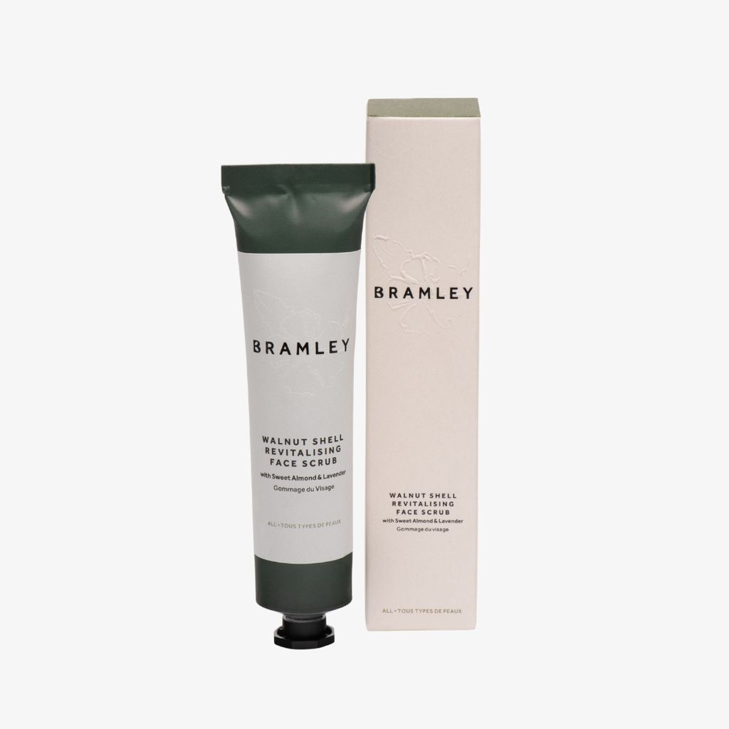 Walnut Shell Revitalising Face Scrub with Sweet Almond & Lavender - Image 1