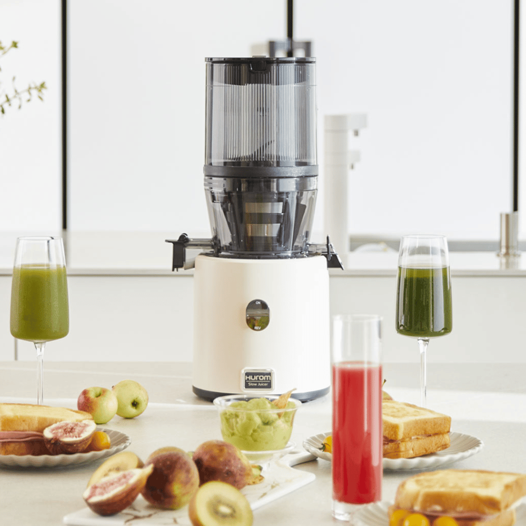 H330P Self-Feeding Juicer - Ivory - Image 4