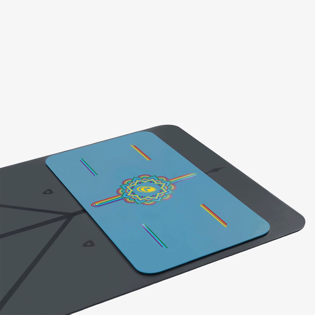 Liforme Rainbow Yoga Pad - Blue Sky - Image 3