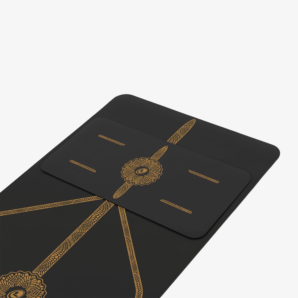 Liforme Black & Gold Yoga Pad - Black - Image 3
