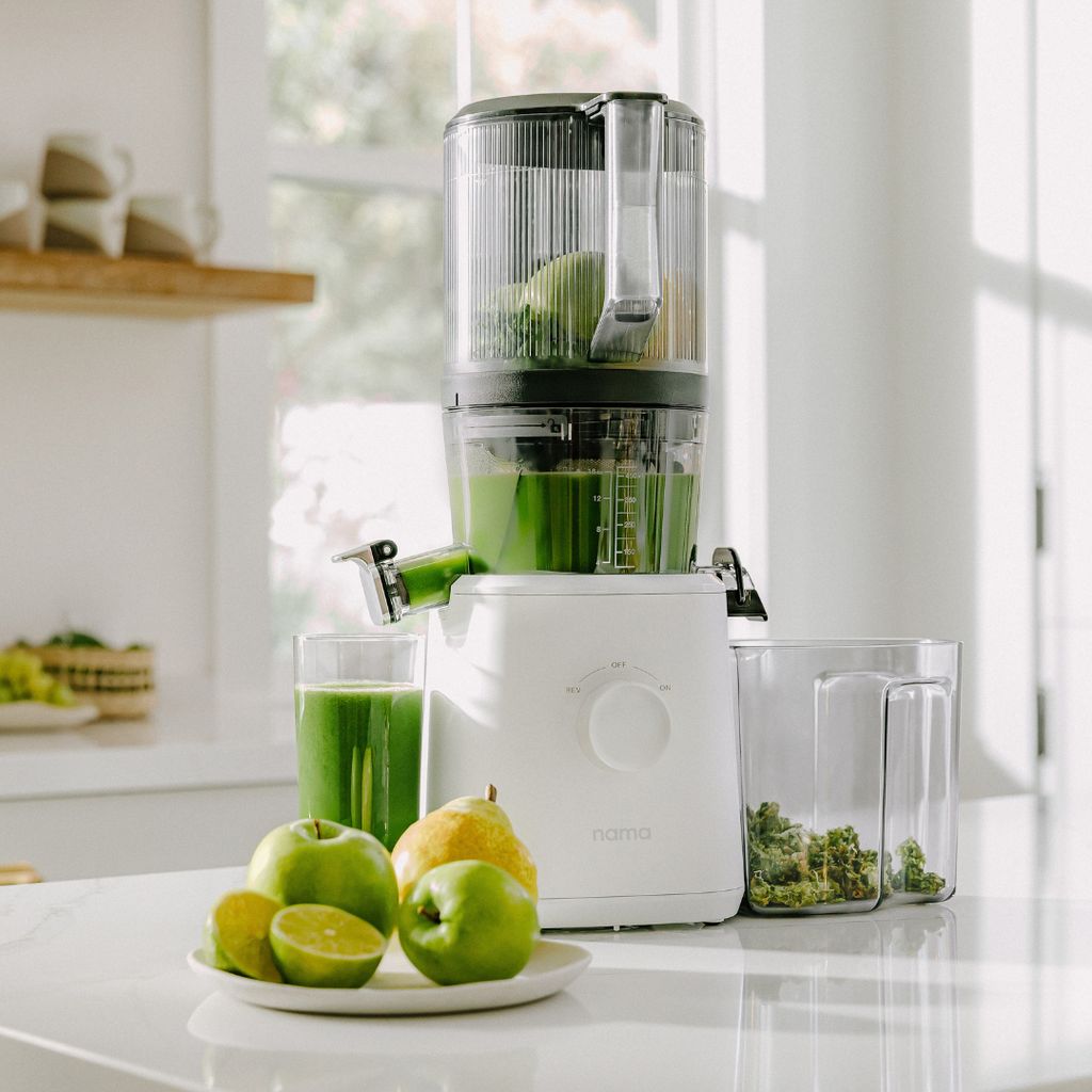 J2 Cold Press Juicer - White - Image 4