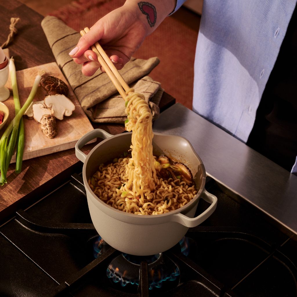 Ceramic Nonstick Perfect Pot 1.5 L - Steam - Image 4
