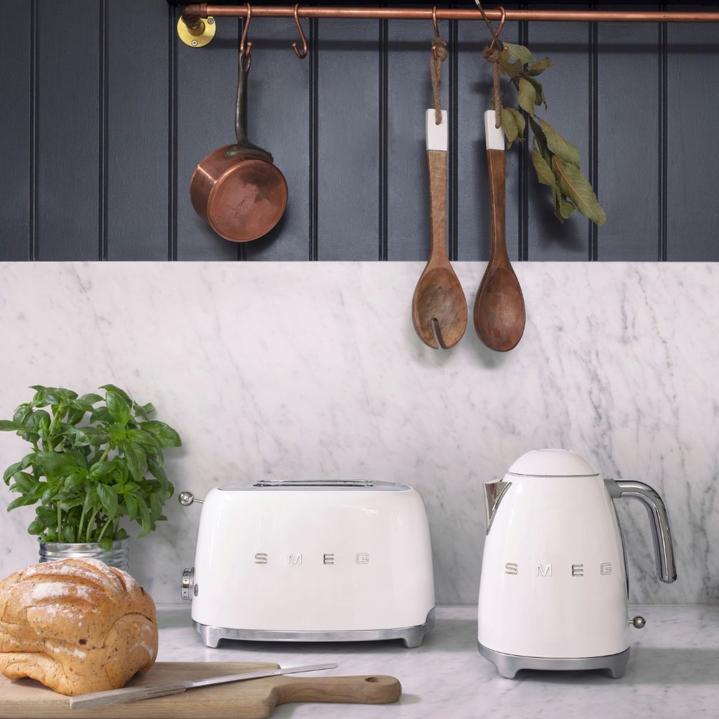 2 Slot Toaster Gloss - White - Image 4