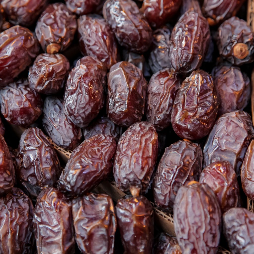 Smashed Date Covered in 100% Cacao - Image 5