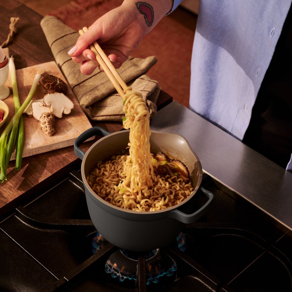 Ceramic Nonstick Perfect Pot 1.5 L - Char - Image 4