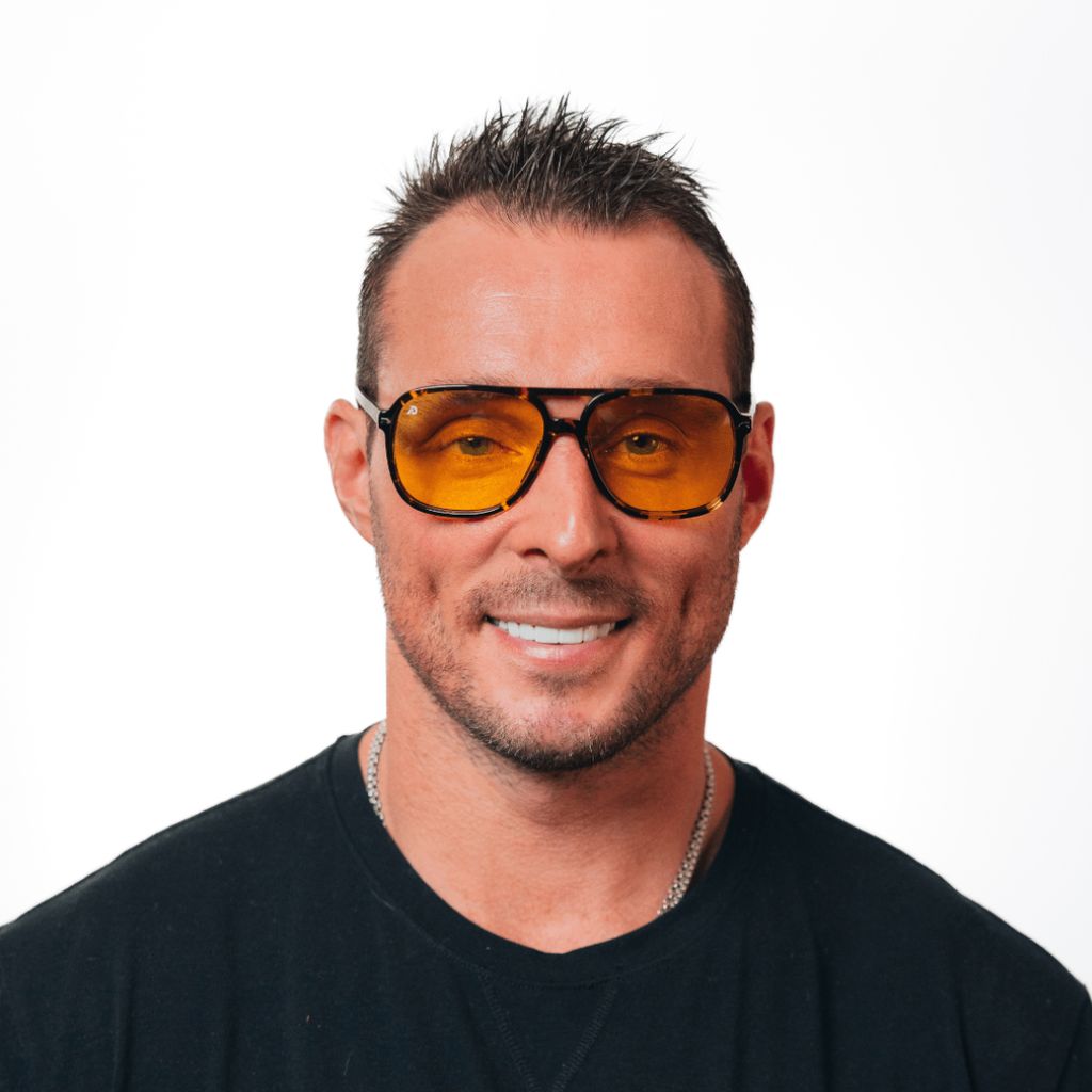 Blue Light Glasses - Retro Day - Tortoise - Image 5