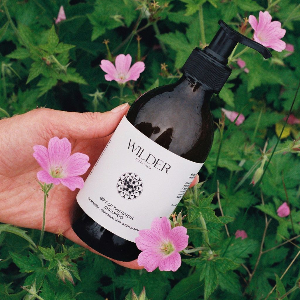 Gift of The Earth Shampoo - Image 2