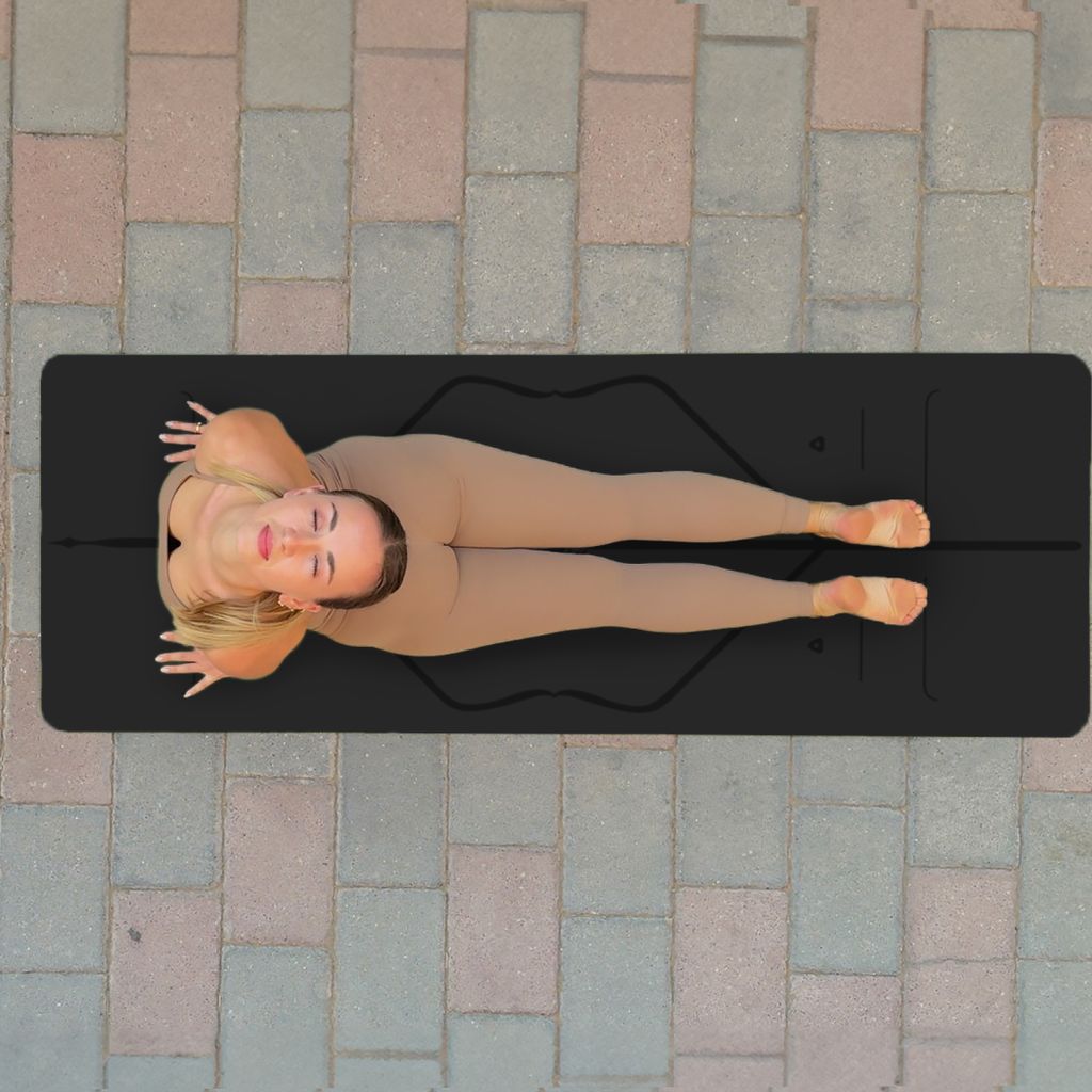 Liforme Classic Yoga Mat - Black - Image 5