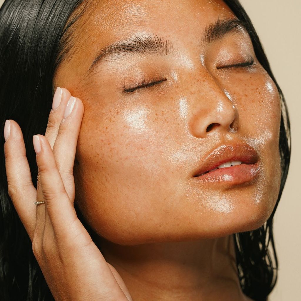 Clear Pure Radiance Oil - Image 4