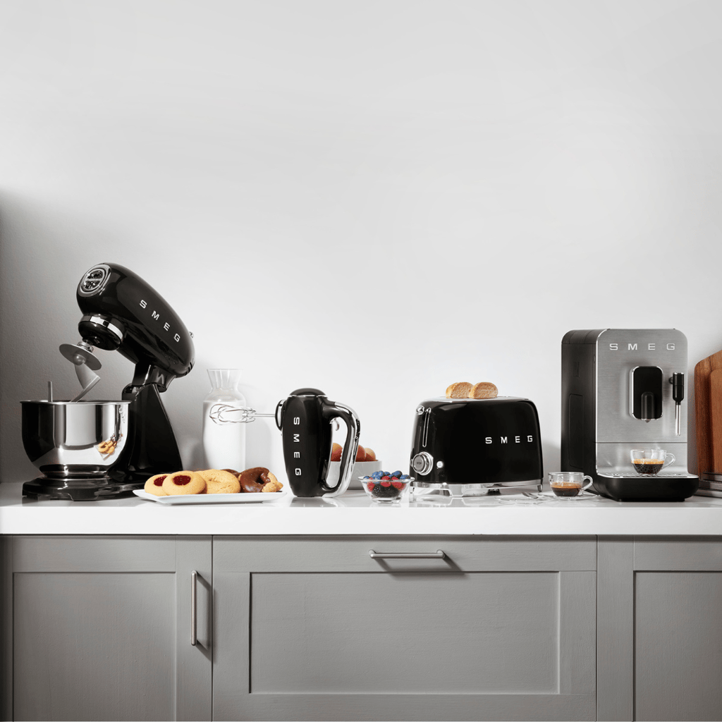 Bean to Cup Coffee Machine - Matte Black - Image 9